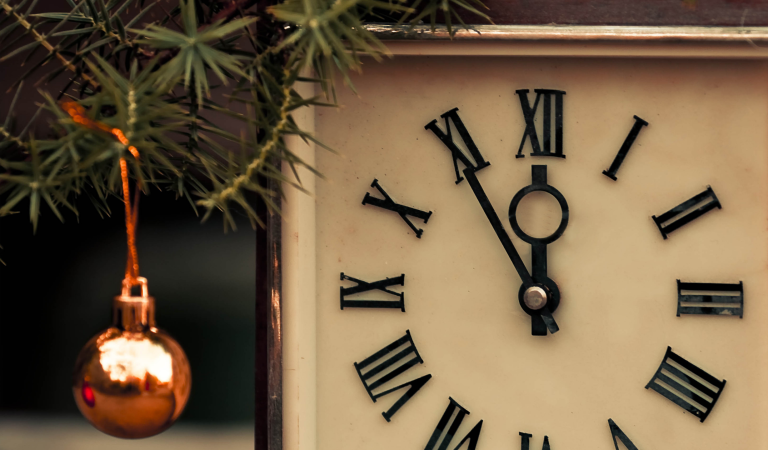 christmas hours
